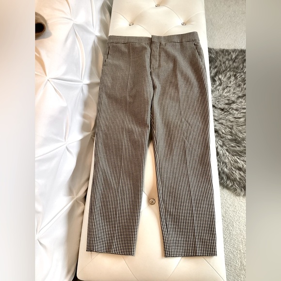 Chloe Silk Blend Houndstooth Ankle Trouser - Picture 3 of 14